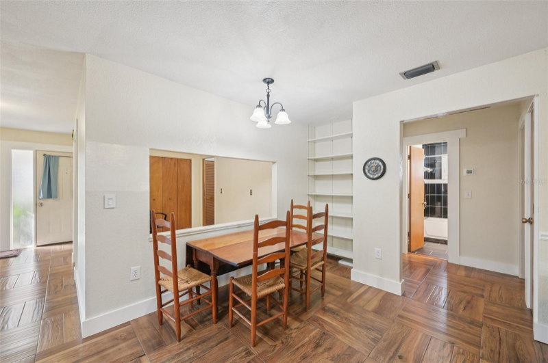 1330 Mccrory St - Photo 5 of 17