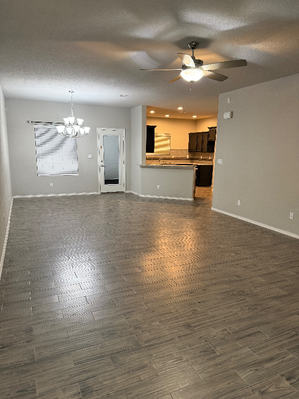 12325 Westbury Ave - Photo 2 of 15