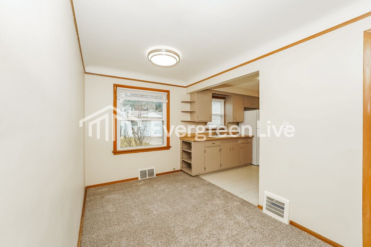 4777 E 93rd St - Photo 4 of 15