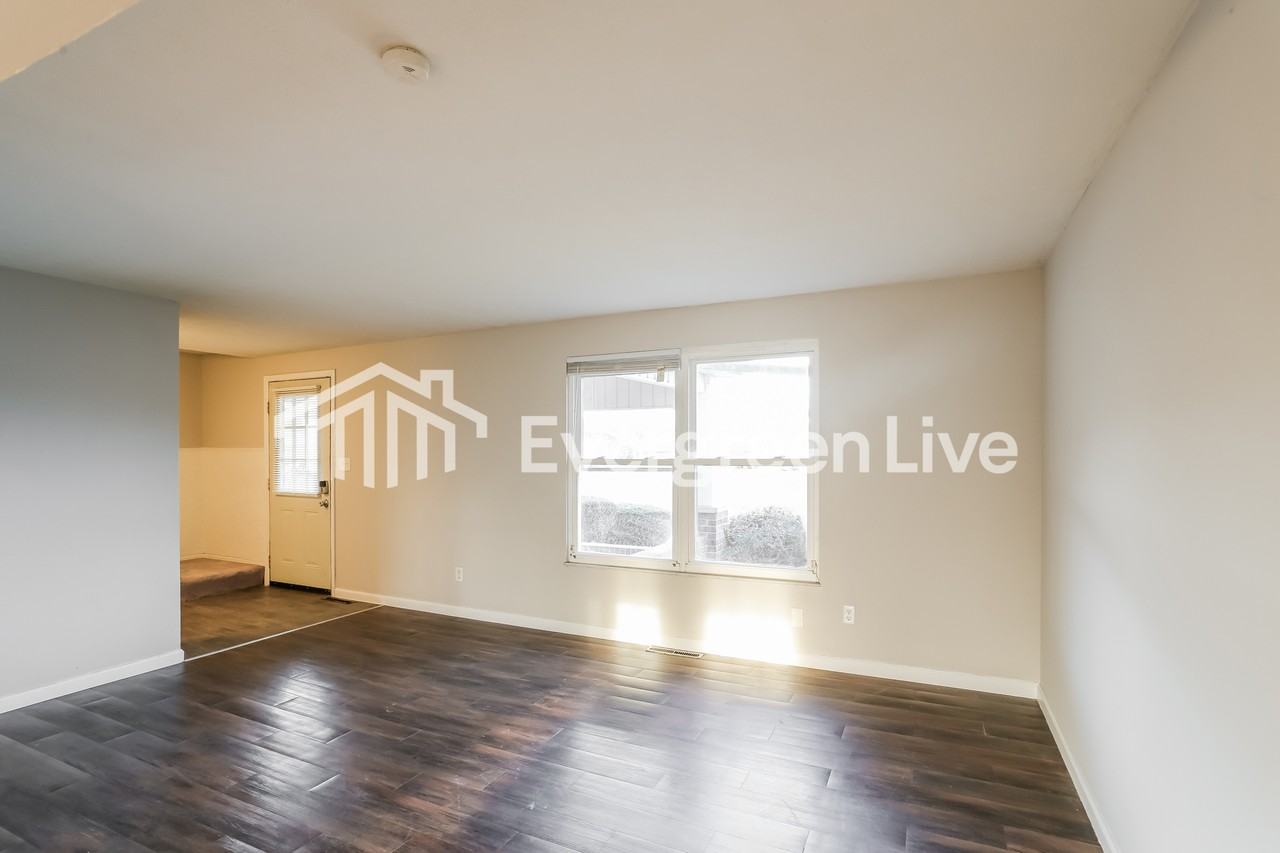 3411 Quaker Rd - Photo 2 of 15