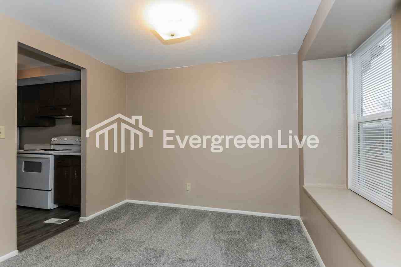 5636 Troy Villa Blvd - Photo 5 of 16