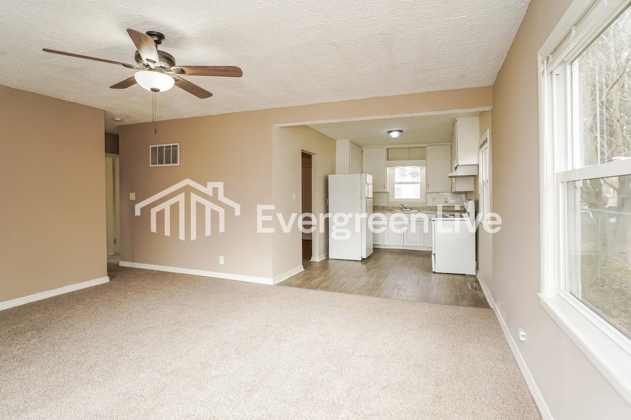 2410 6th Ave - Photo 5 of 16