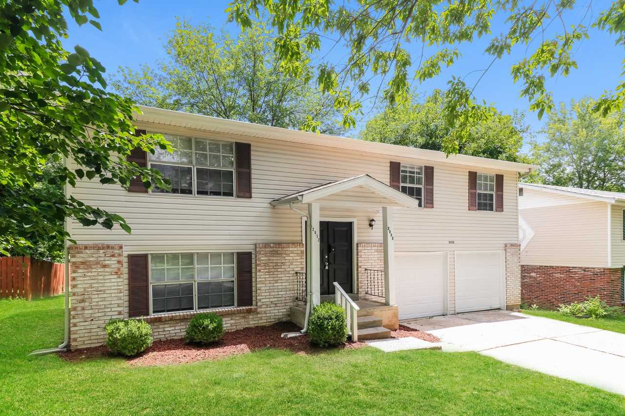 2032 Farflung Dr - Photo 2 of 15