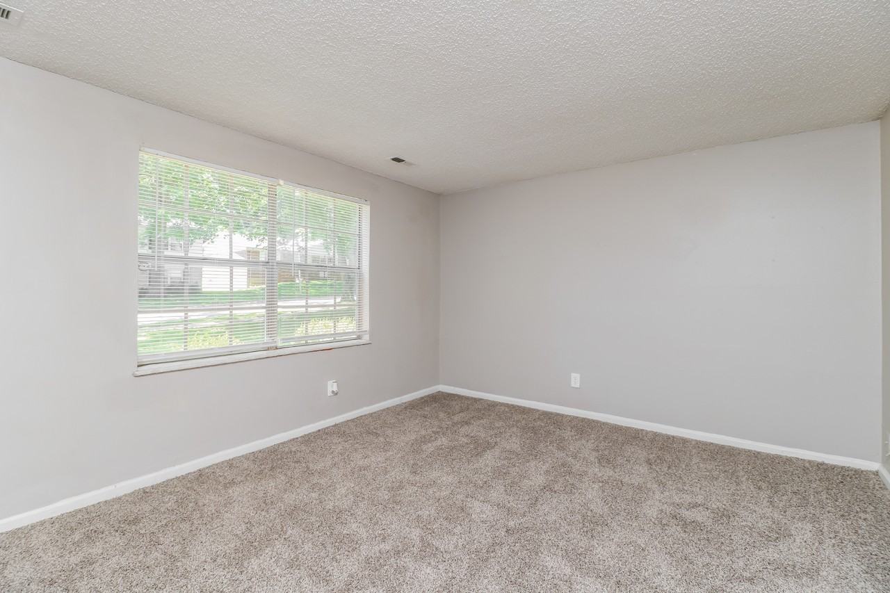 2032 Farflung Dr - Photo 3 of 15