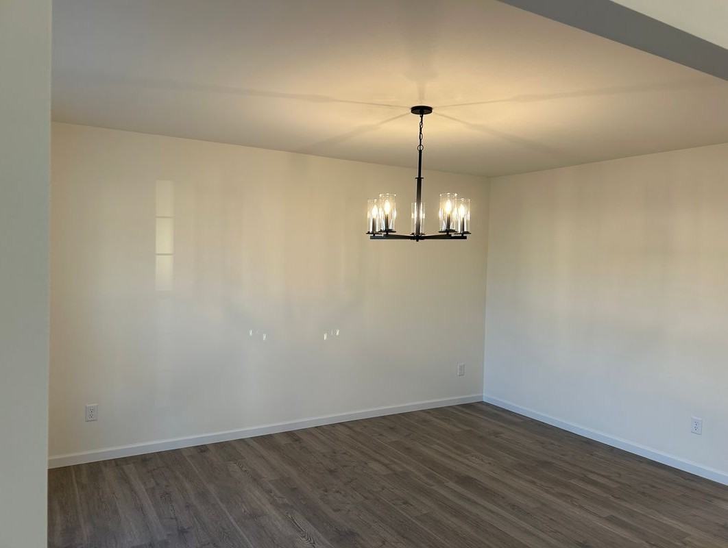 402 Yellow Rose Ct - Photo 5 of 21