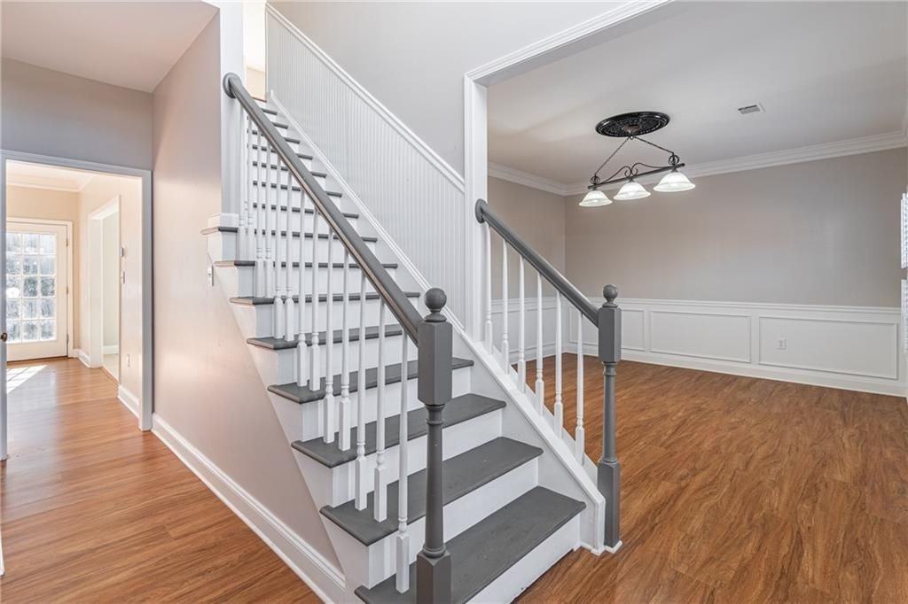 3147 Crestmont Way Nw - Photo 7 of 50