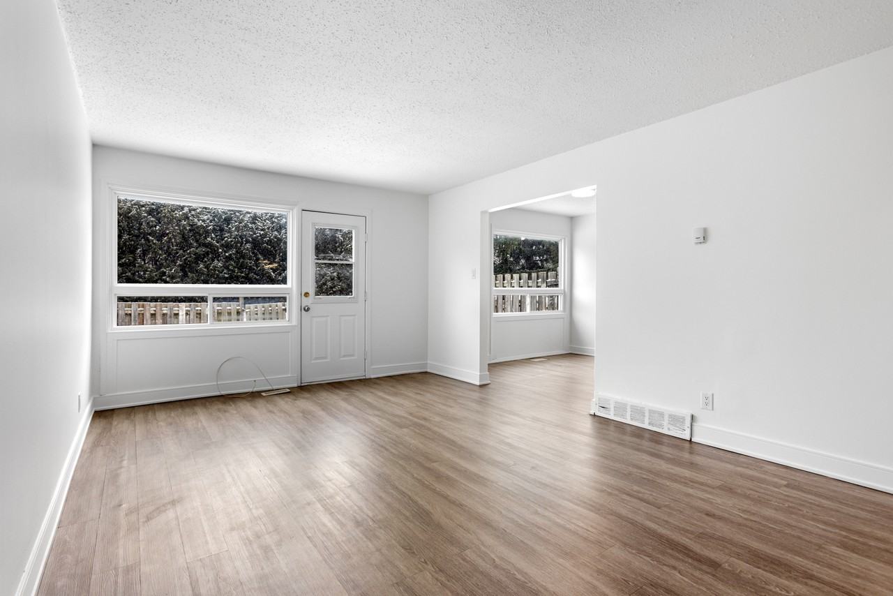 112 Beaverbrook Lane - Photo 4 of 41