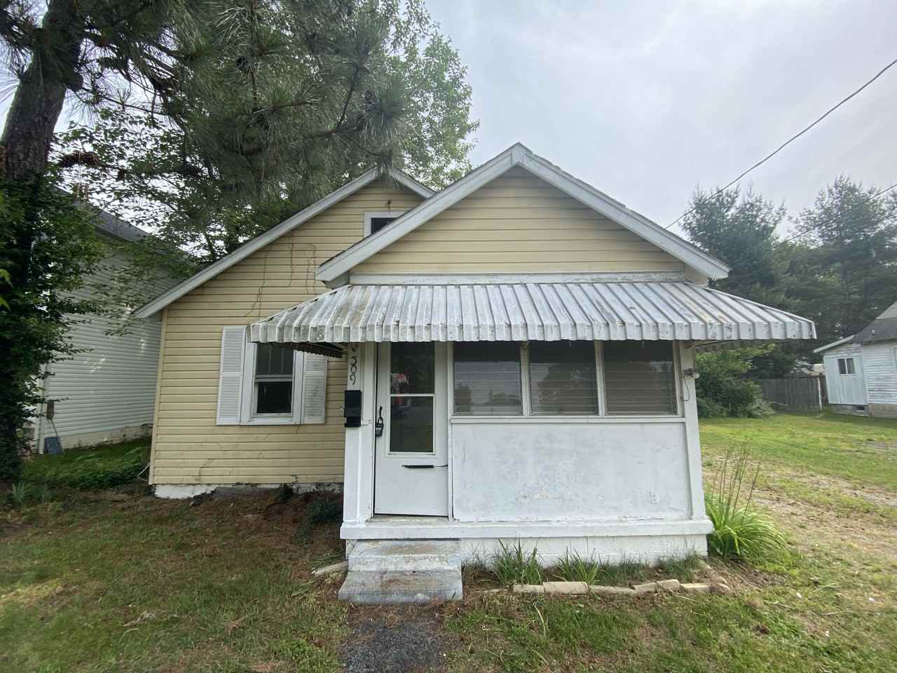 309 3rd Street - Photo 2 of 23