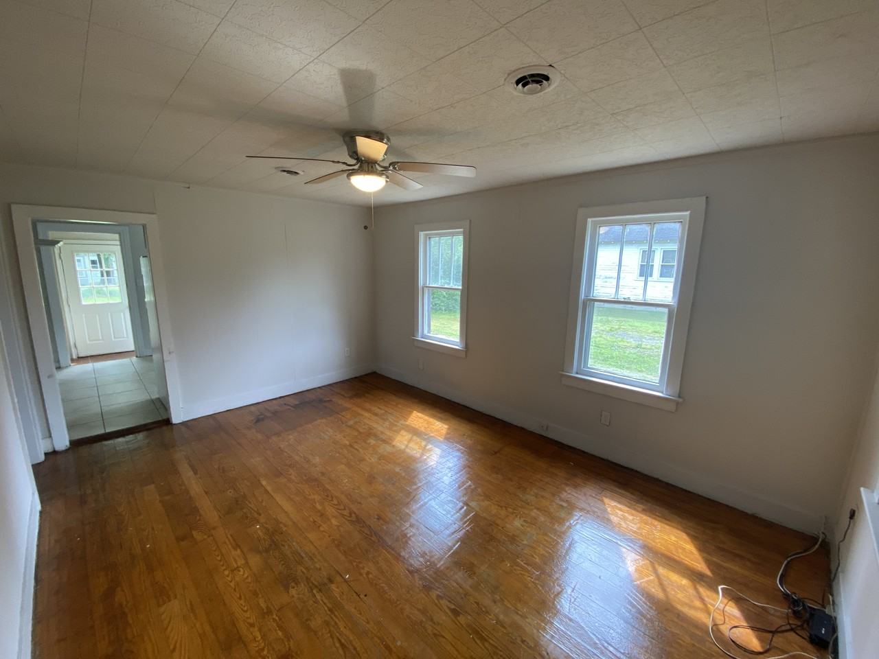 309 3rd Street - Photo 5 of 23