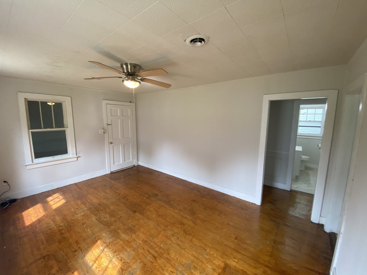 309 3rd Street - Photo 7 of 23