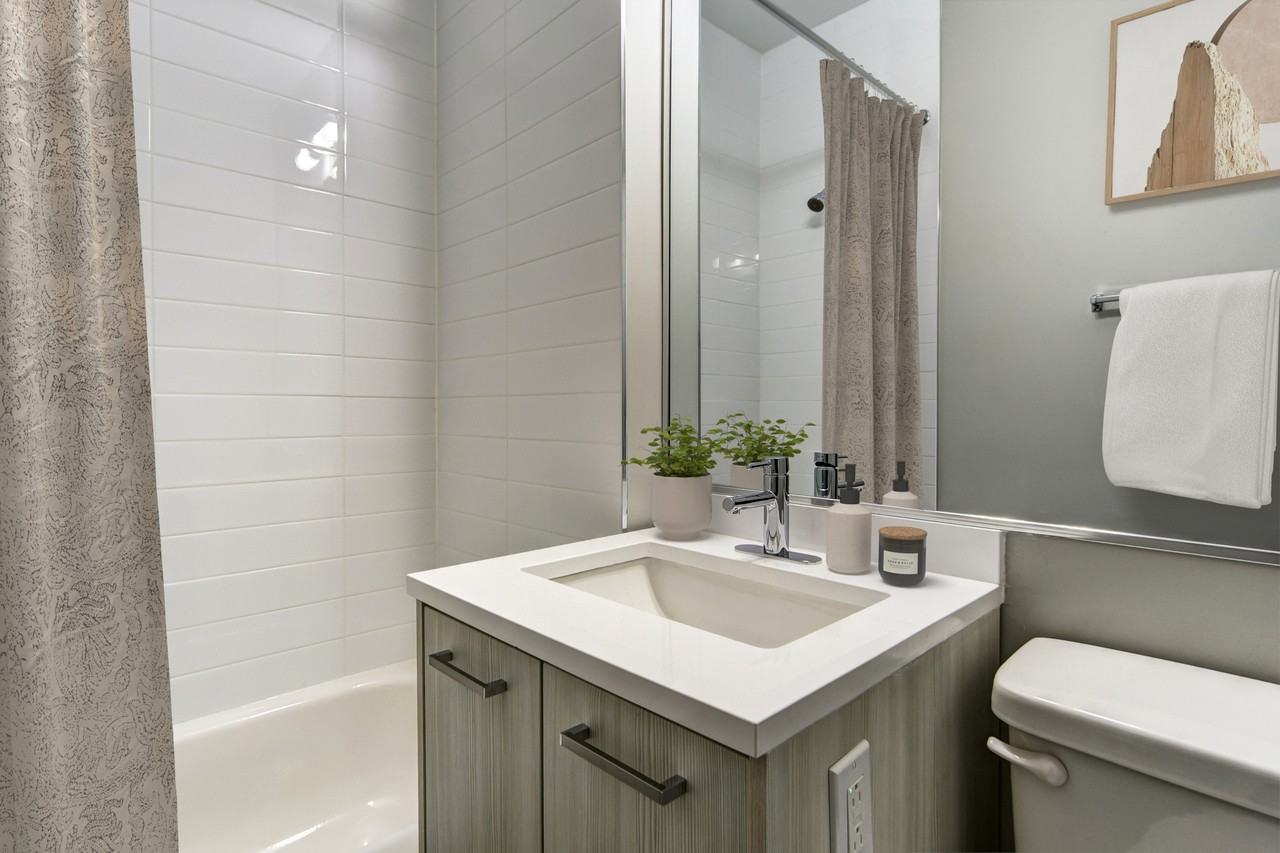 4545 Walkley - Photo 5 of 48