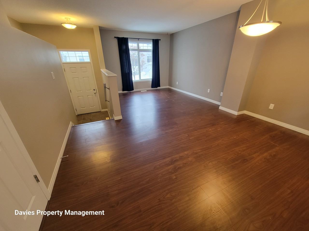 1804 70 St Sw - Photo 4 of 32