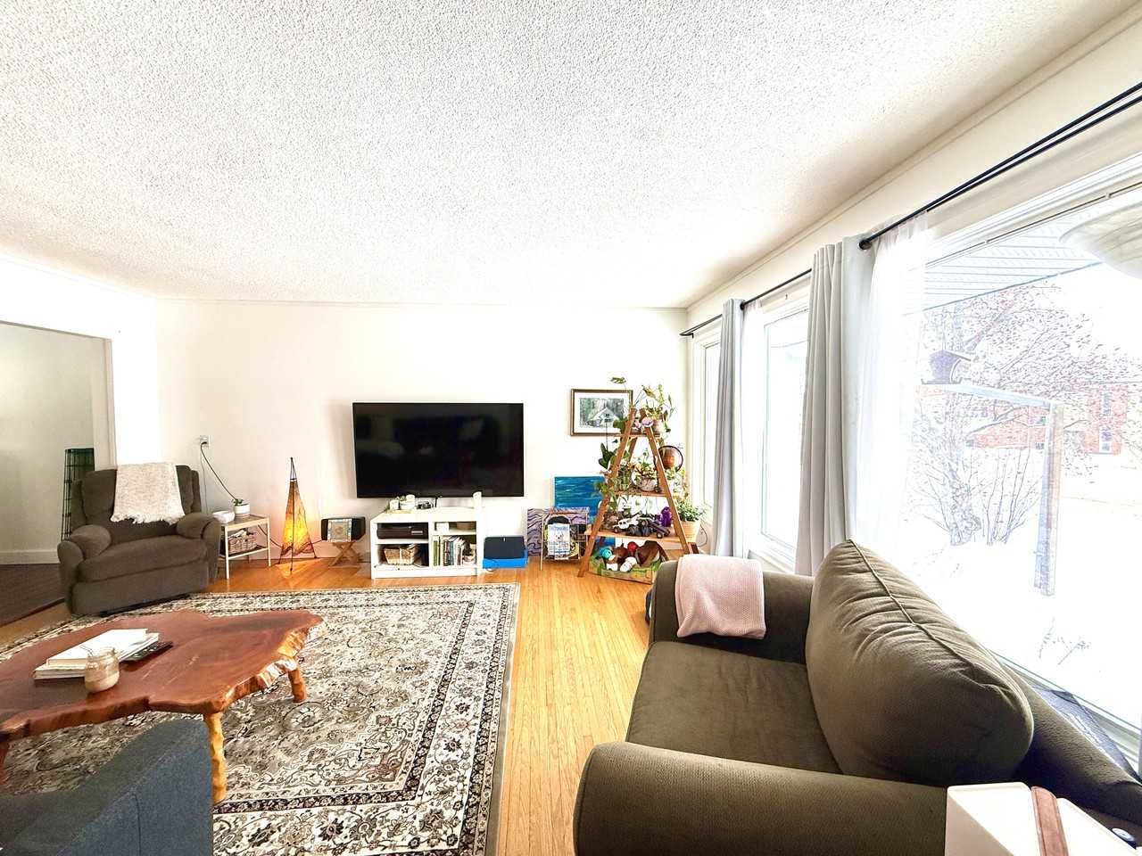 10817 62 Avenue Northwest - Photo 3 of 20