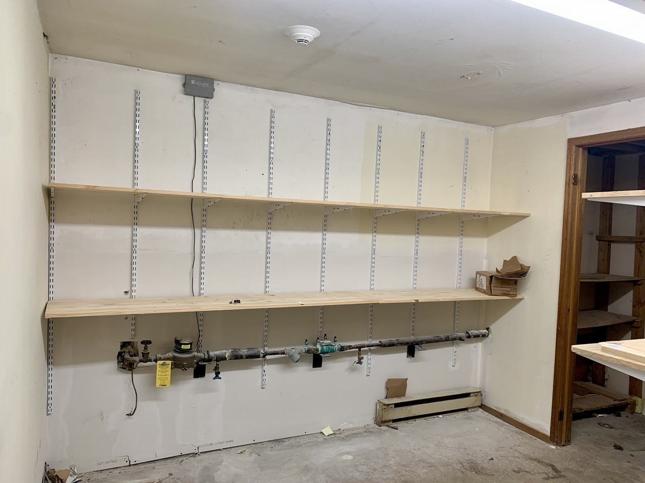 821 A Bloor Street West - Photo 6 of 8