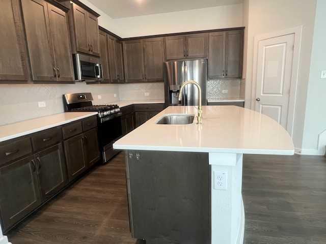 160 Biscayne Dr #1 - Photo 4 of 19