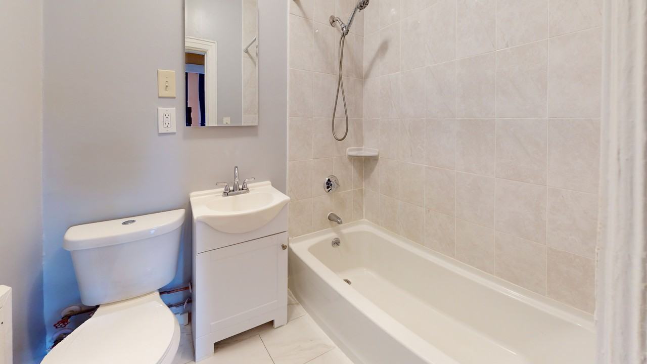 10 Jamaicaway #24 - Photo 7 of 9