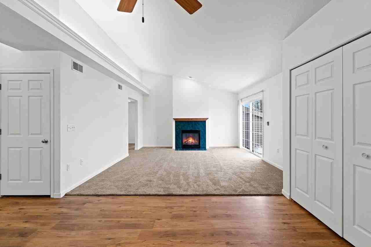 Sawgrass - Photo 4 of 47