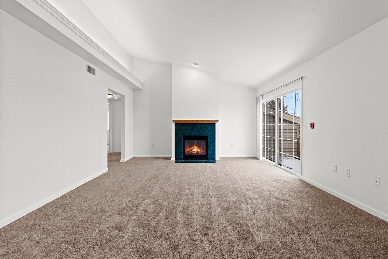 Sawgrass - Photo 5 of 24