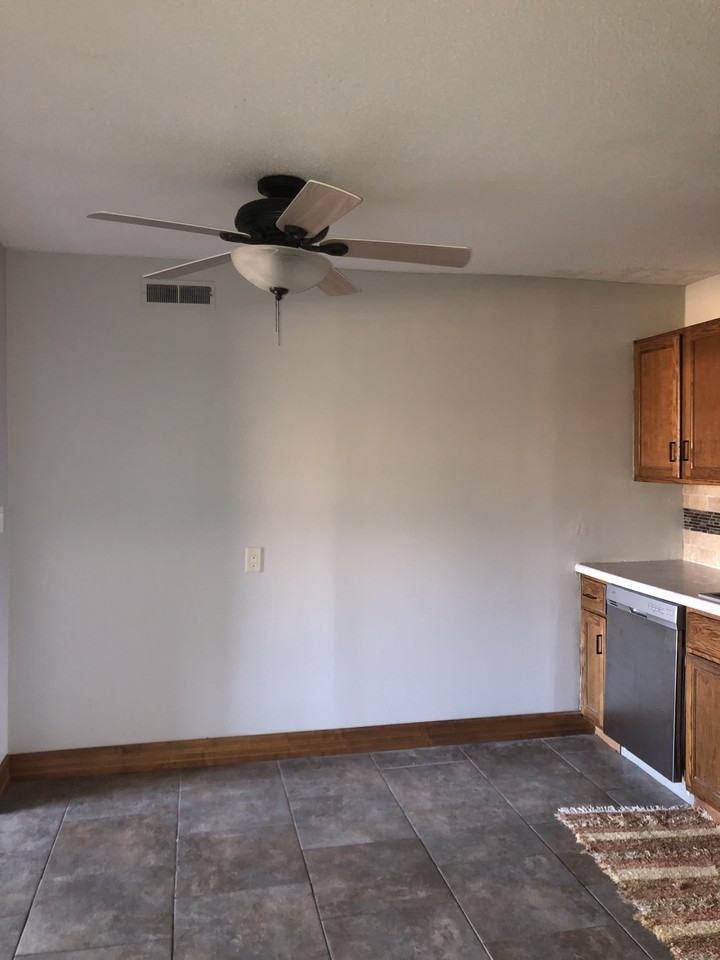 3600 S Gateway Blvd #102 - Photo 3 of 8