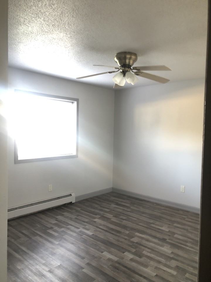 3600 S Gateway Blvd #102 - Photo 5 of 8