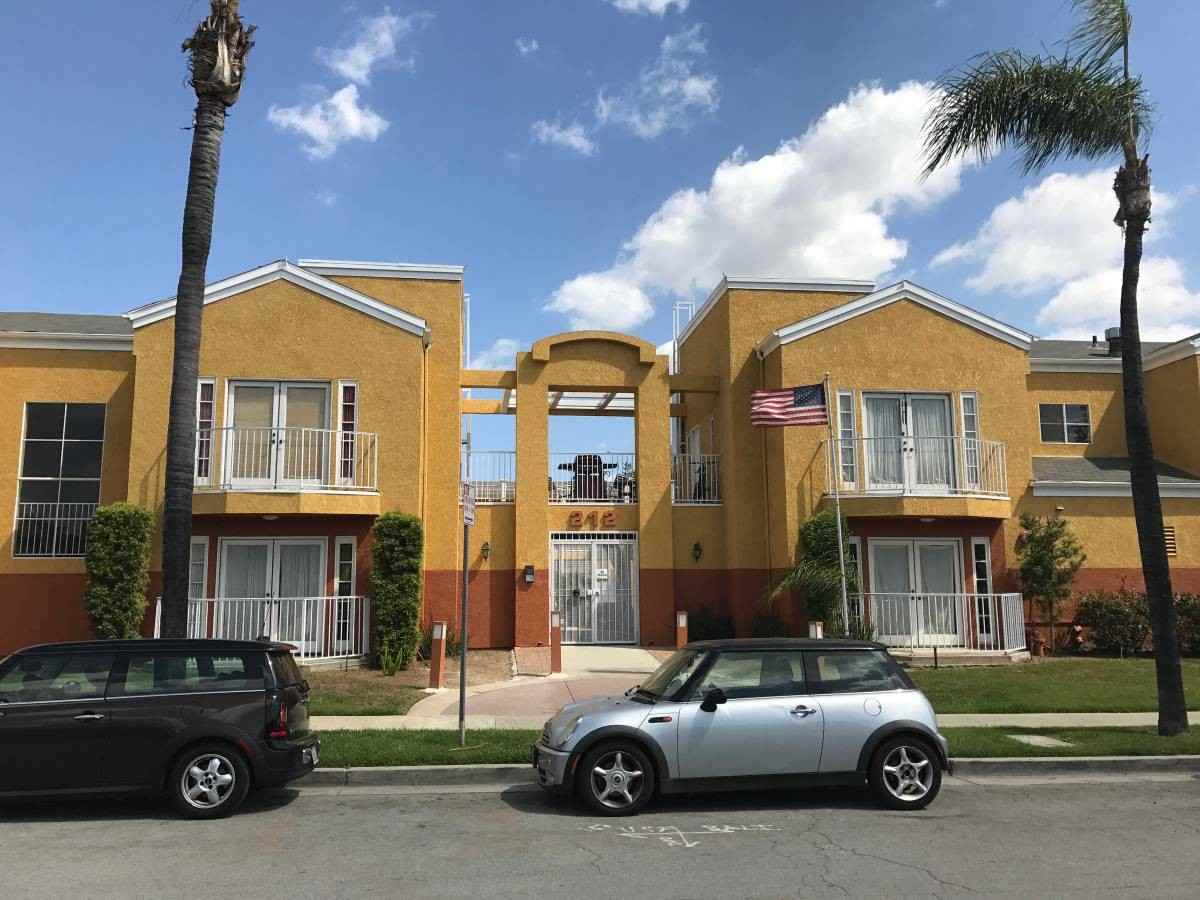 212 S Orange Ave #201 - Photo 5 of 5