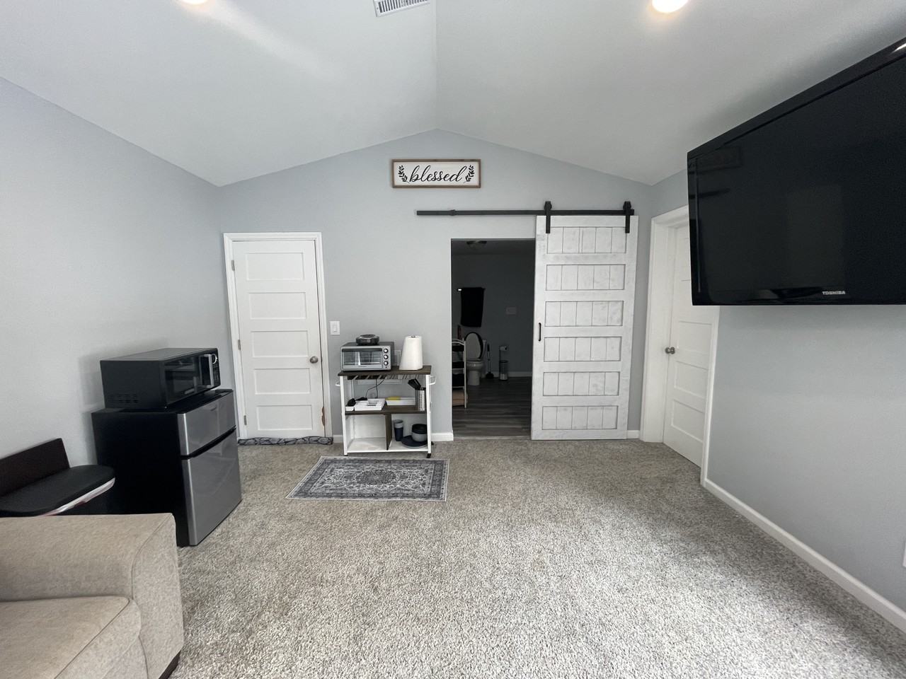 9762 Homestead Dr #01 - Photo 7 of 21