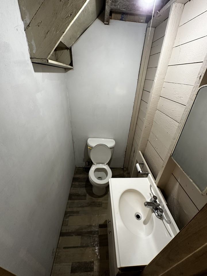 305 S Western Ave #NA - Photo 5 of 41