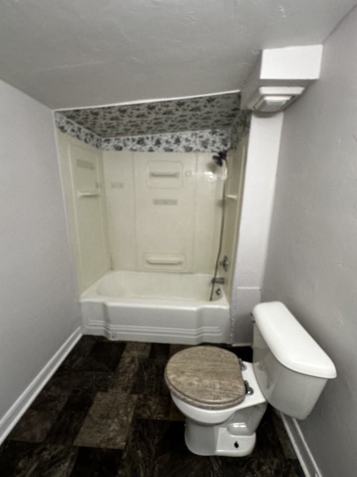 305 S Western Ave #NA - Photo 7 of 41