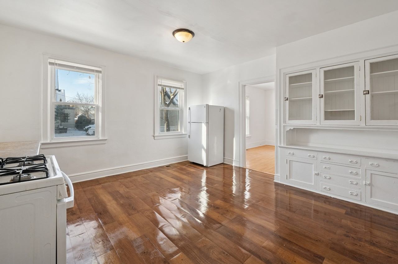 2606 N 18th St #2606 - Photo 7 of 15