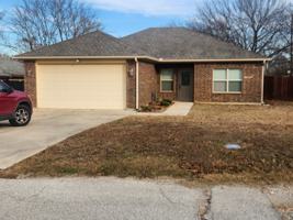 featured image of 437 W Dunlap Ave #NA