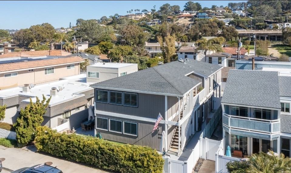 1935 Coast Blvd #1935-5 - Photo 4 of 9