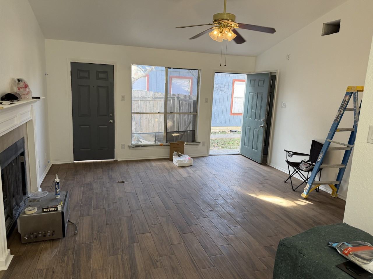 524 Cutty Trl #B - Photo 3 of 15