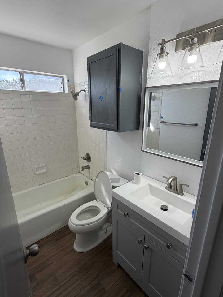 524 Cutty Trl #B - Photo 6 of 15