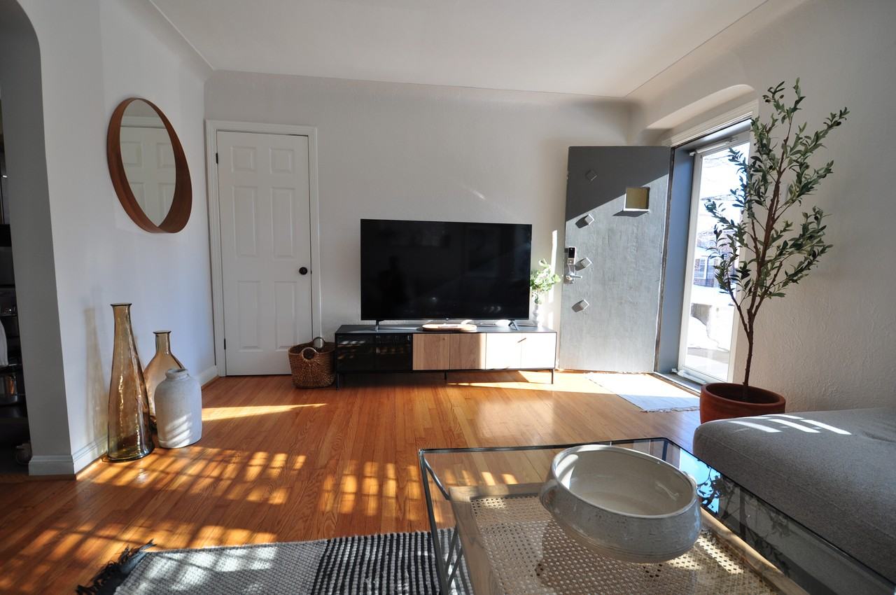 6219 Loran Ave #1 - Photo 6 of 35