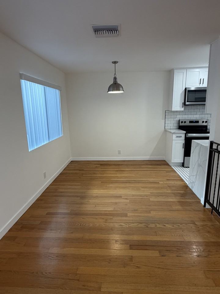 463 S Maple Dr #4 - Photo 6 of 29