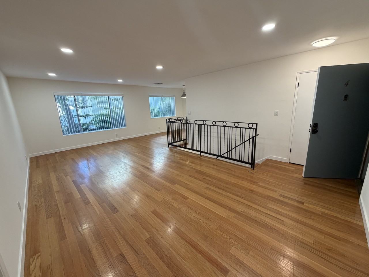 463 S Maple Dr #4 - Photo 7 of 29