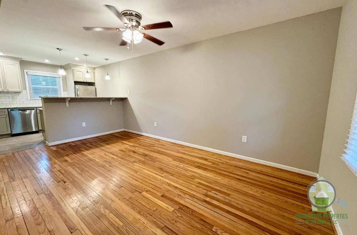 802 Hampton Ave #A - Photo 2 of 12