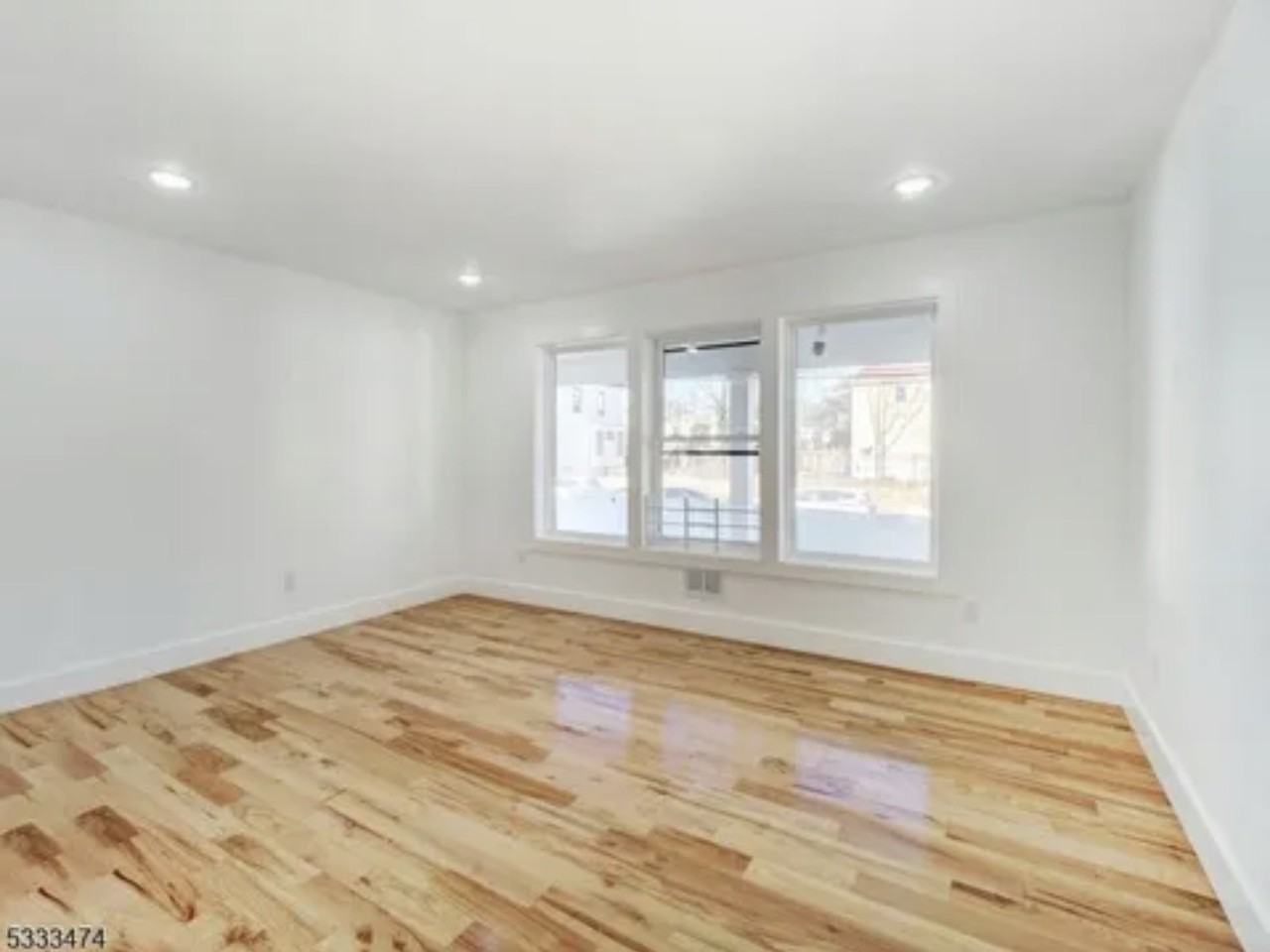 87 N Munn Ave #1 - Photo 7 of 12