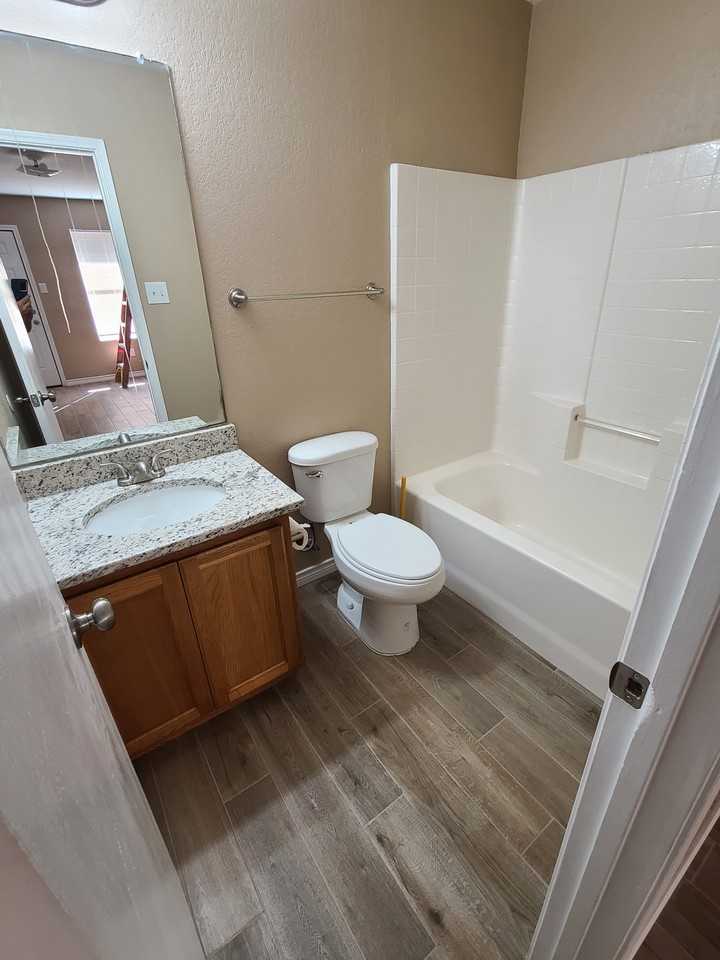 8015 Julie Ave #NA - Photo 6 of 18