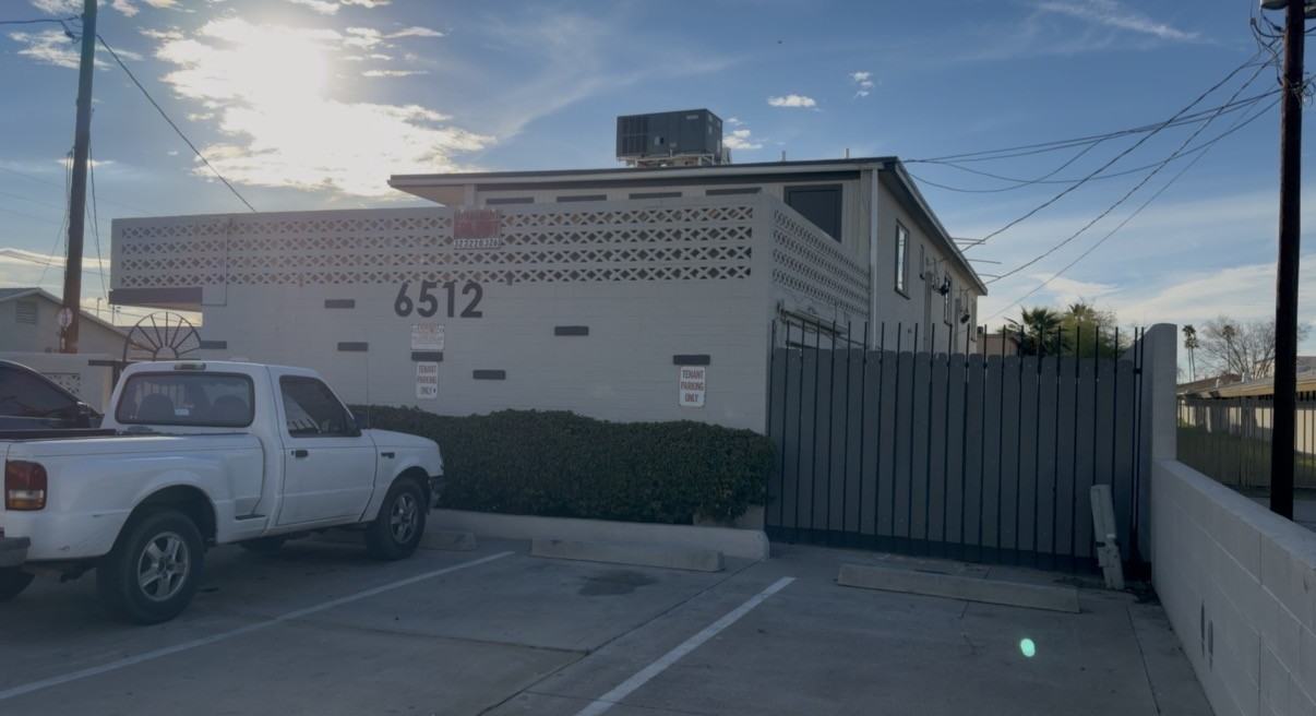 6512 N 63rd Ave #5 - Photo 6 of 10