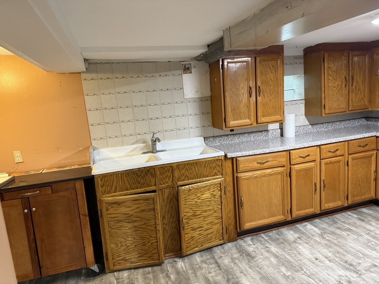 15 Heaton Ave #2 - Photo 4 of 6