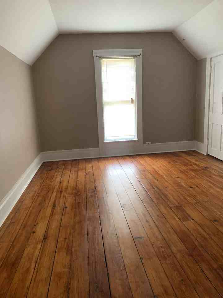 399 E Madison St #2 - Photo 6 of 15