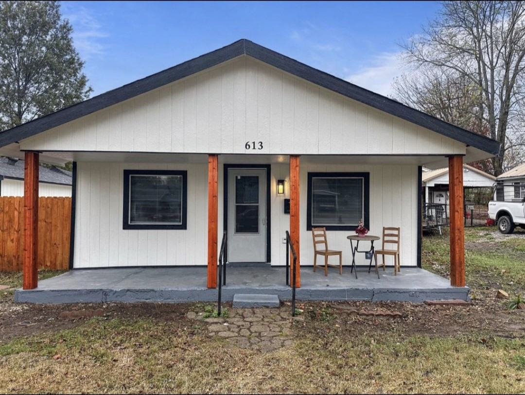 613 W Sequoyah Ave #NA - Photo 2 of 16