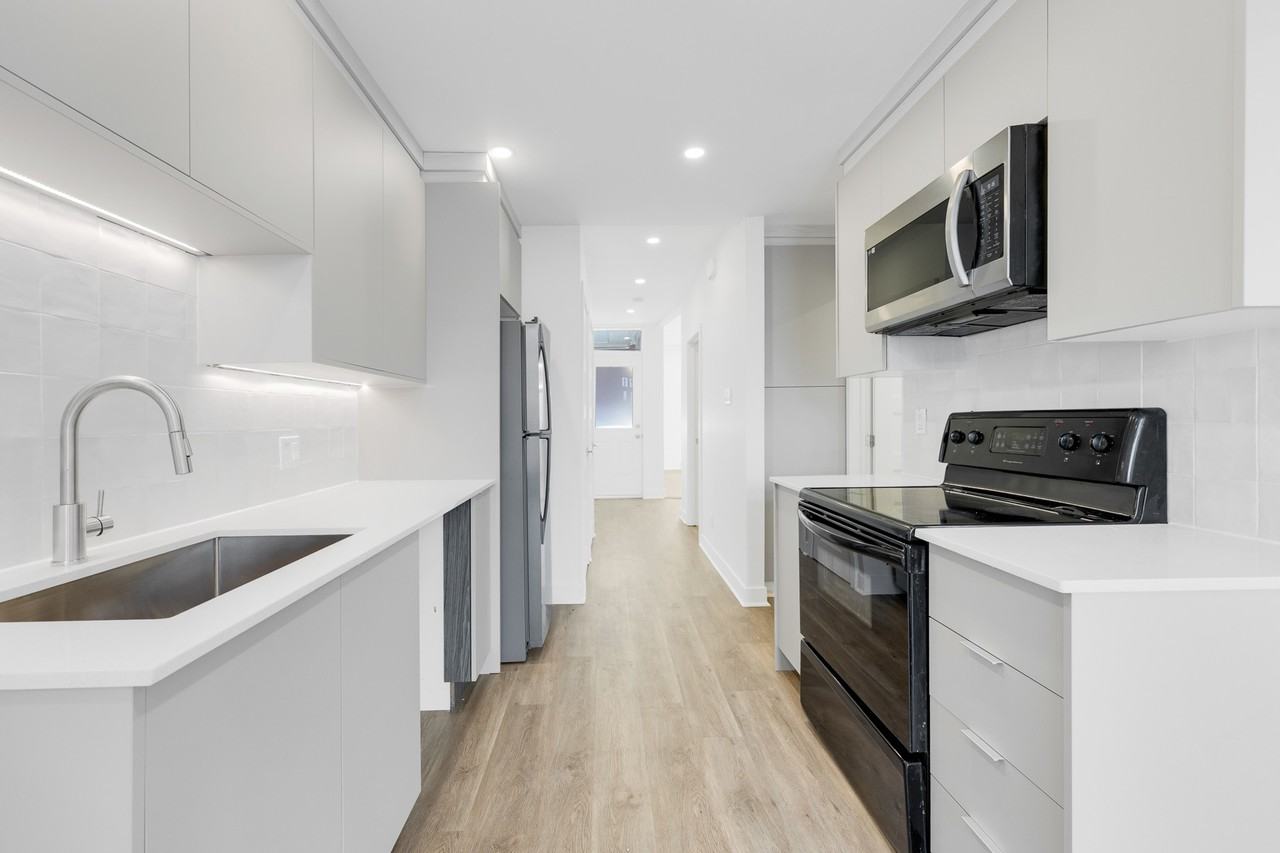 1109 Rue De Montmorency - Photo 3 of 12