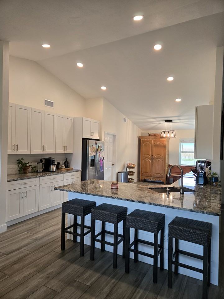 9300 Se Eagle Ave #NA - Photo 5 of 14