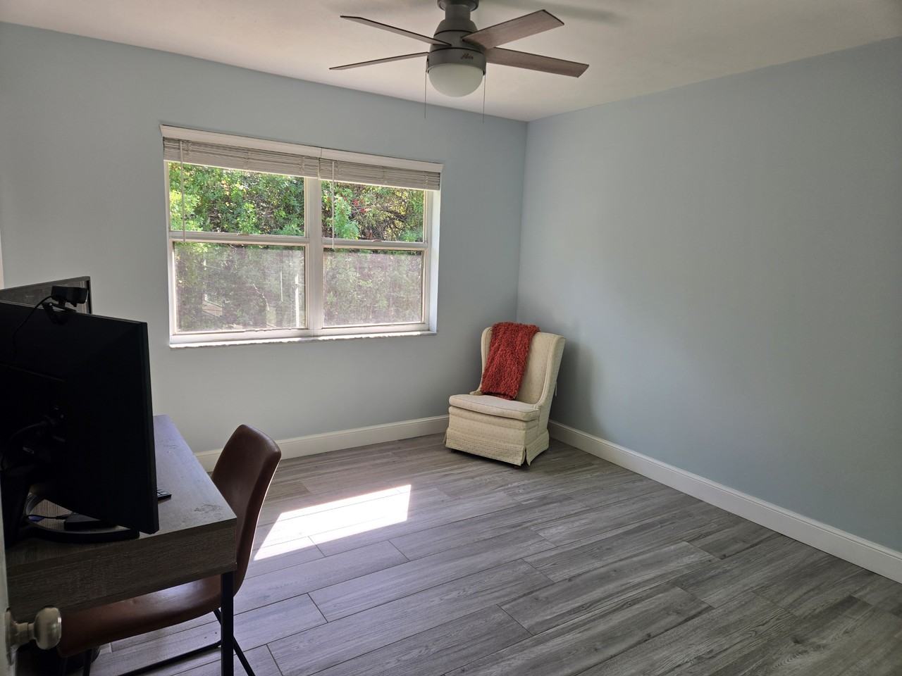 9300 Se Eagle Ave #NA - Photo 7 of 14