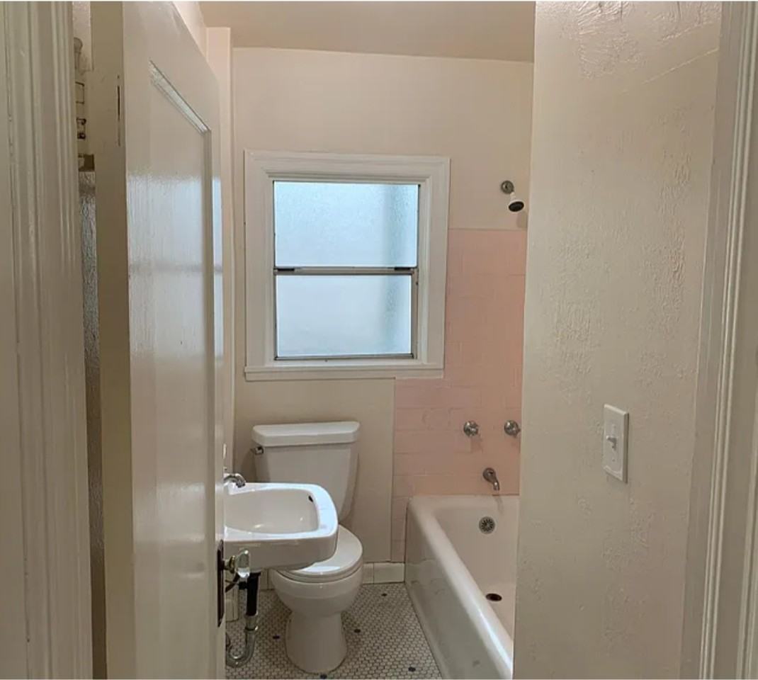 4315 Essex St #NA - Photo 4 of 13