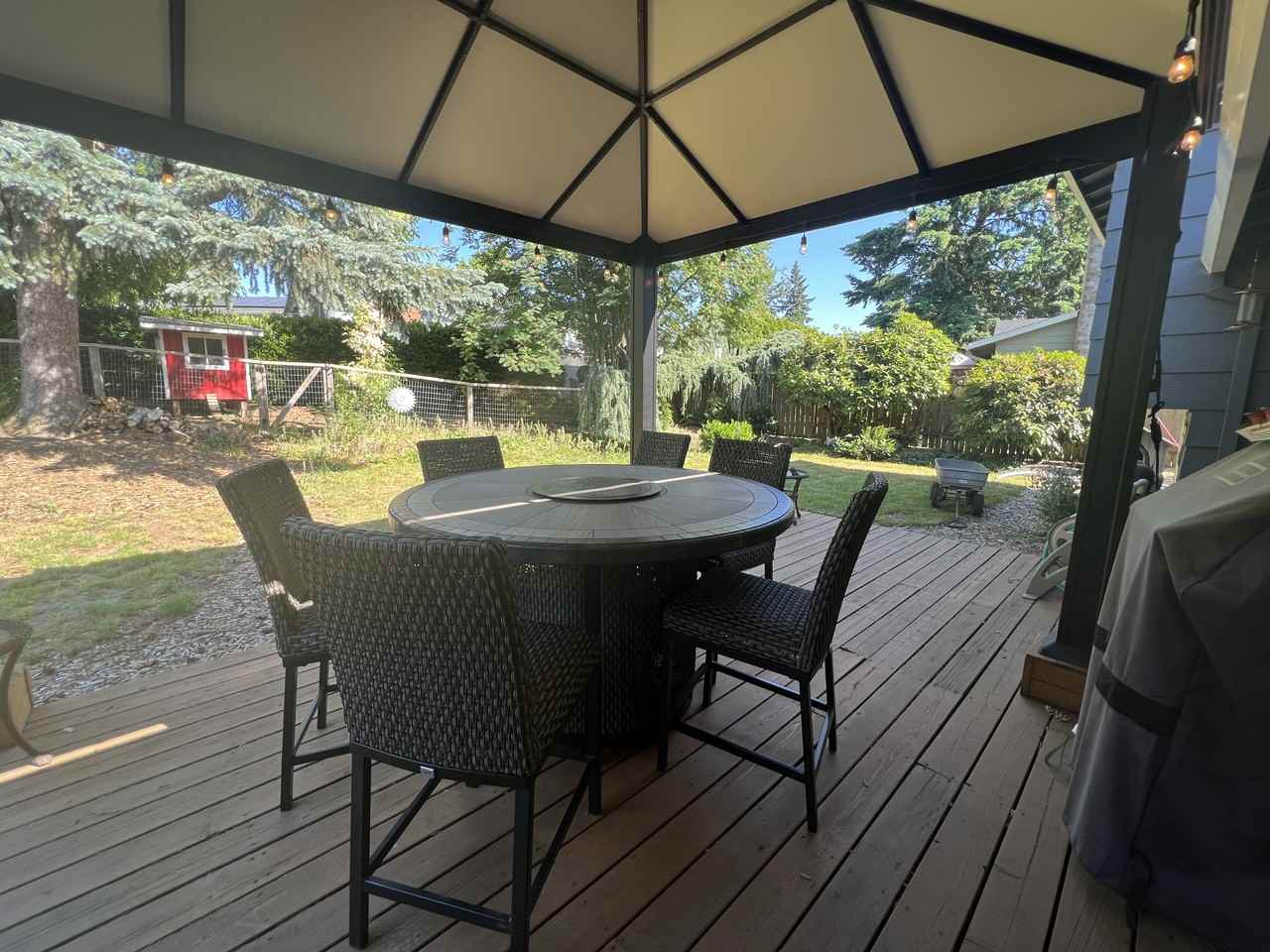 98 Sw Hartley Ave #NA - Photo 6 of 6