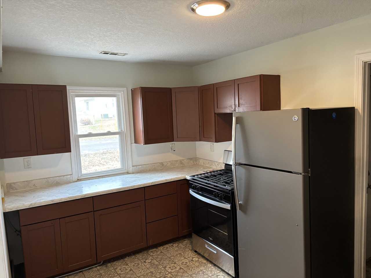 1417 43rd St #NA - Photo 3 of 5