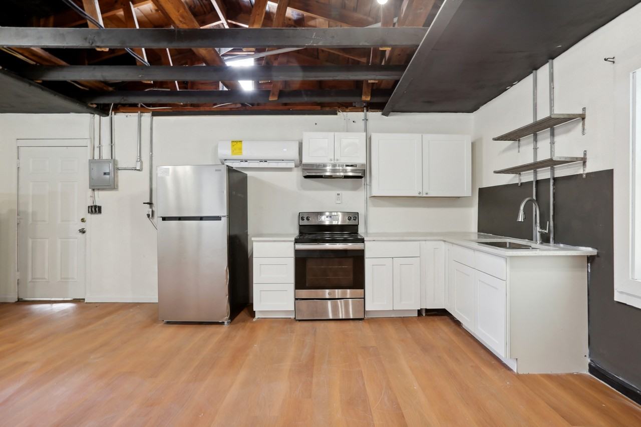 1512 Flat Shoals Rd #NA - Photo 2 of 20